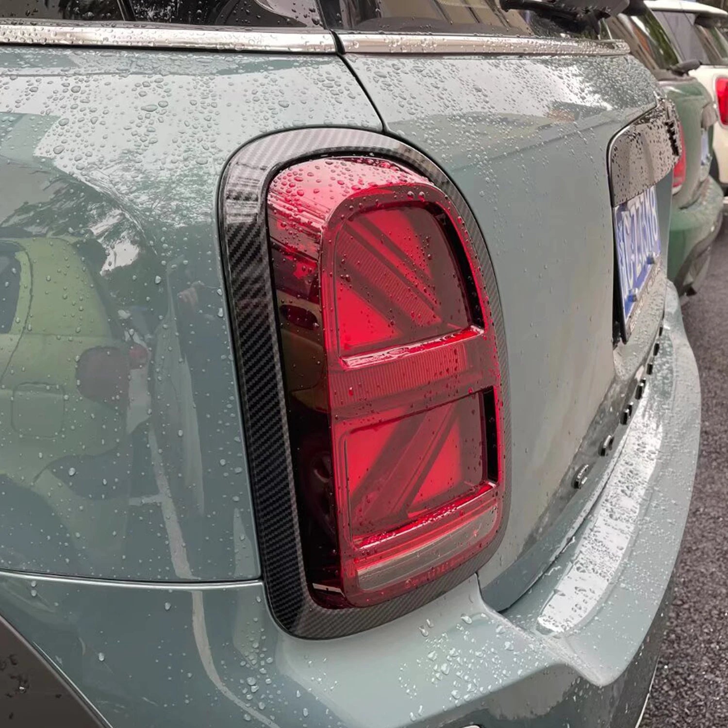 Mini Countryman Tail Light Cover (F60)